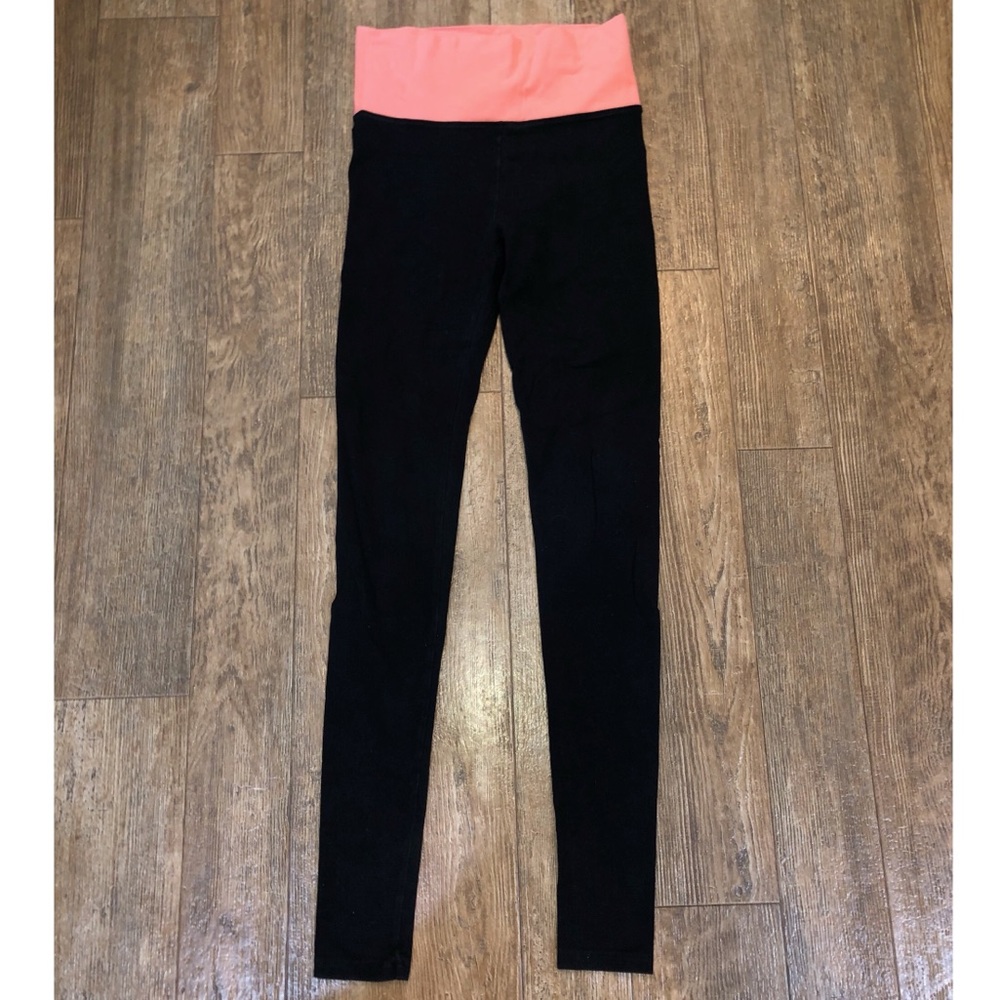 PINK Victoria’s Secret Leggings